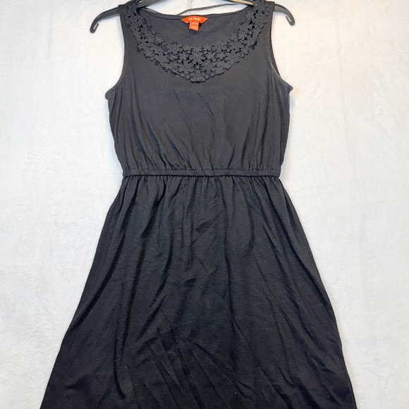 Joe Fresh Dress Womens Size Xsmall Black Embroidery Neckline Summer Country - Picture 8 of 8